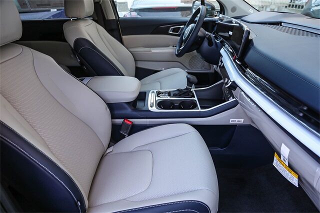 2026 Kia Carnival MPV SX Prestige Glendale CA