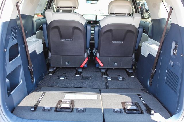 2026 Kia Carnival MPV SX Prestige Glendale CA