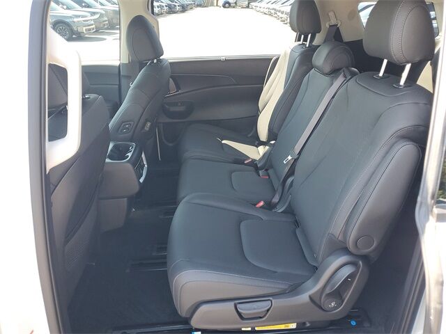 2026 Kia Carnival MPV SX Prestige St. Augustine FL