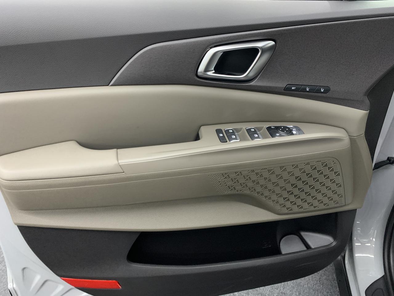 2026 Kia Carnival SX FWD Benwood WV