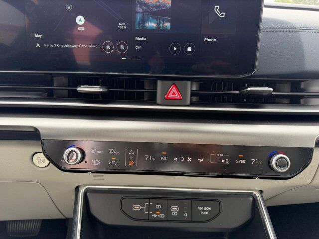 2026 Kia Carnival SX Cape Girardeau MO
