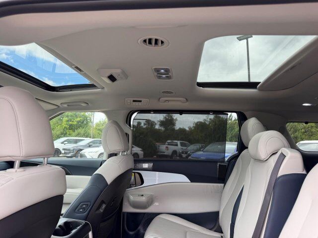 2026 Kia Carnival SX Cape Girardeau MO