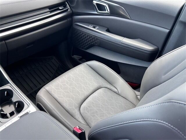 2026 Kia Carnival SX Cape Girardeau MO