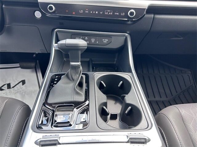 2026 Kia Carnival SX Cape Girardeau MO