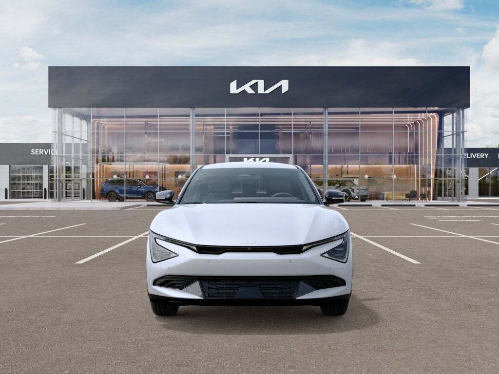 2026 Kia EV6 LIGHT LONG RANGE