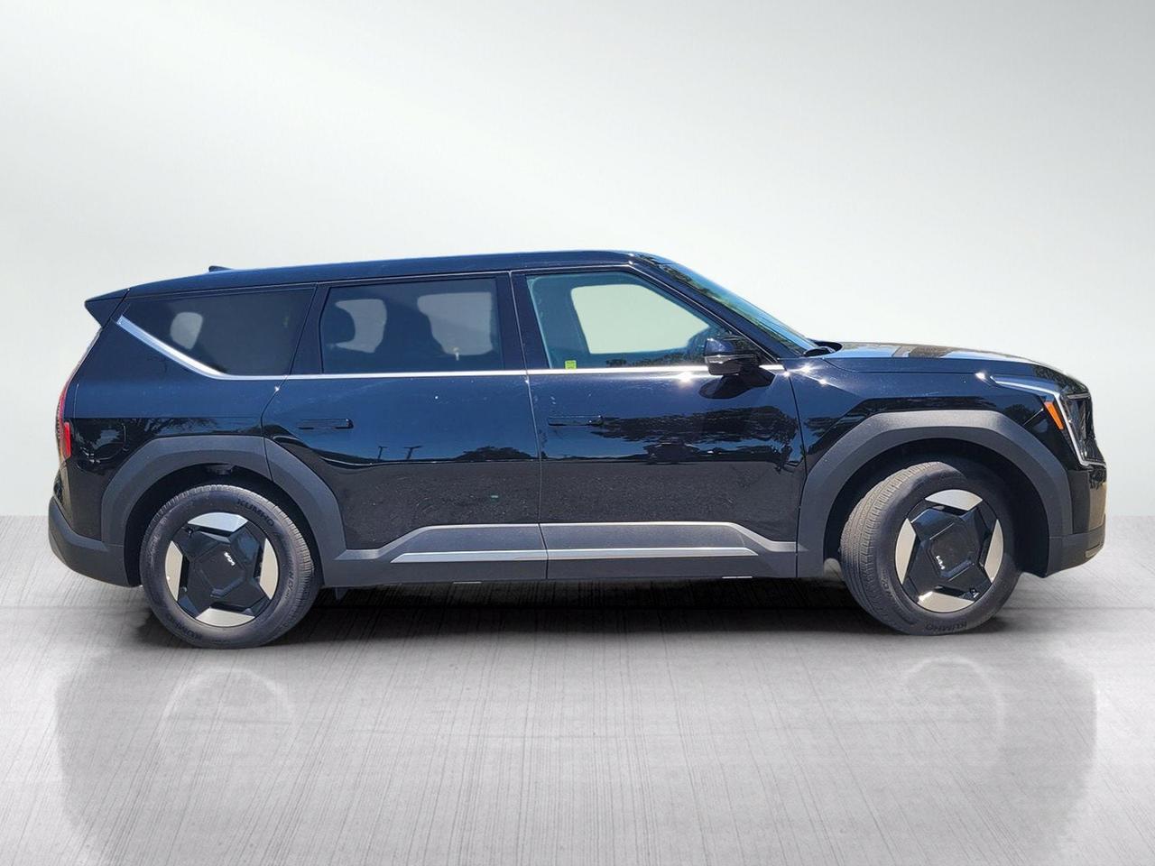 2026 Kia EV9 LIGHT LONG RANGE