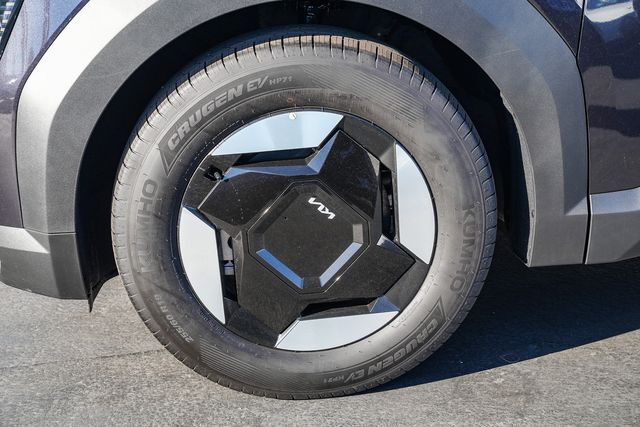 2026 Kia EV9 Light Long Range Huntington Beach CA