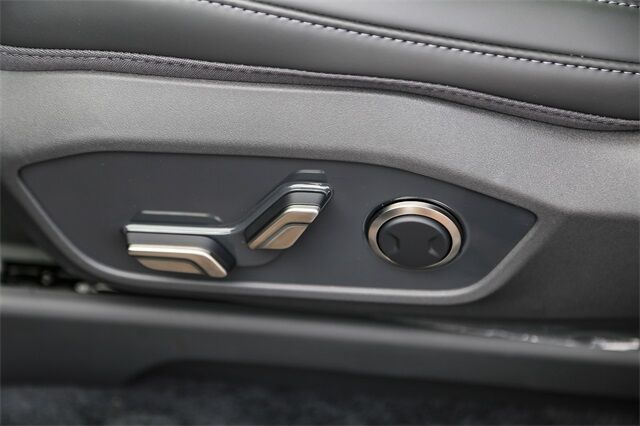 2026 Kia EV9 Light Long Range Huntington Beach CA