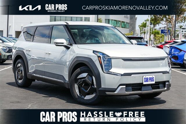 2026 Kia EV9 Light Long Range