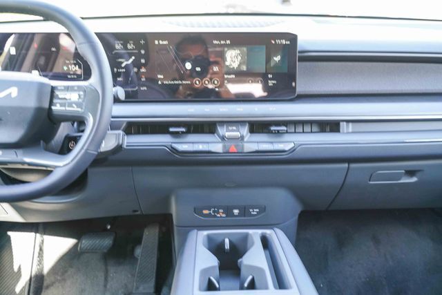 2026 Kia EV9 Light Long Range RWD Glendale CA