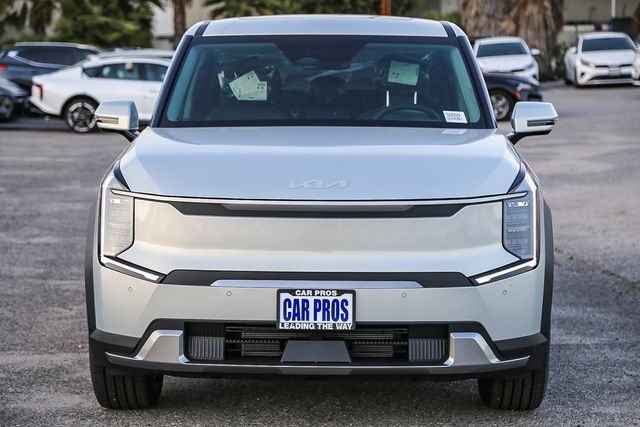 2026 Kia EV9 Light Long Range RWD