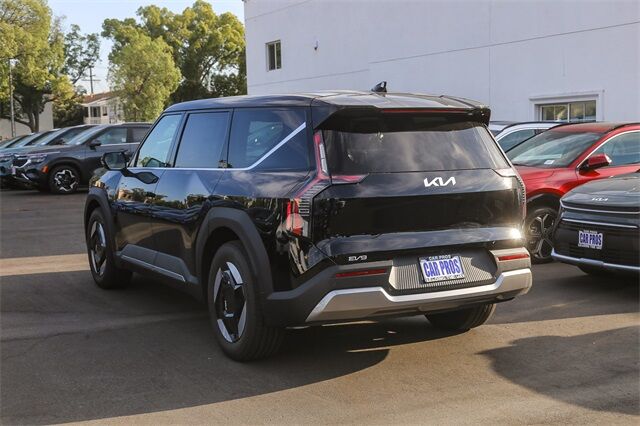 2026 Kia EV9 Light Long Range RWD Glendale CA
