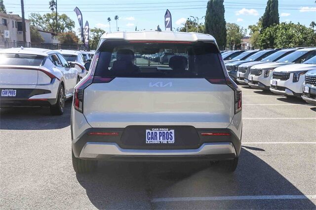 2026 Kia EV9 Light Long Range RWD Glendale CA