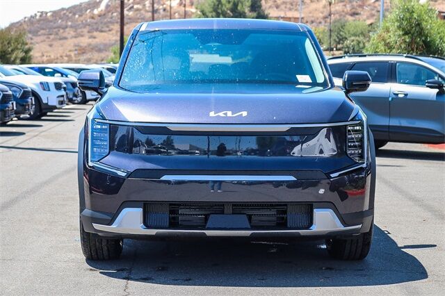 2026 Kia EV9 Light Long Range RWD Huntington Beach CA