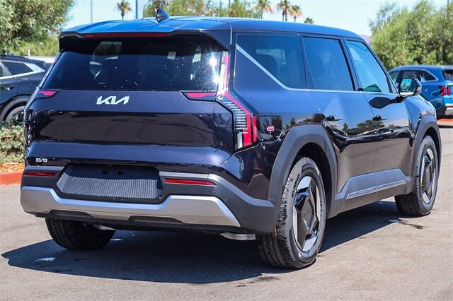 2026 Kia EV9 Light Long Range RWD Huntington Beach CA