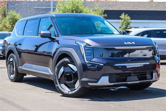 2026 Kia EV9 Light Long Range RWD Huntington Beach CA