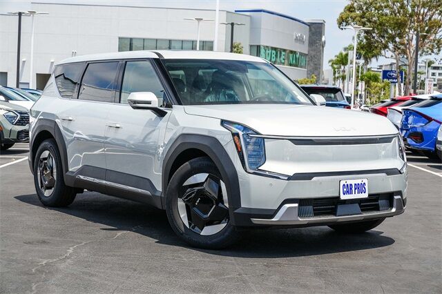 2026 Kia EV9 Light Long Range RWD Huntington Beach CA