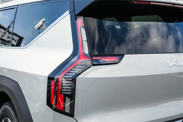 2026 Kia EV9 Light Long Range RWD Huntington Beach CA