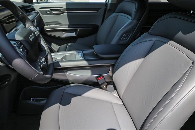 2026 Kia EV9 Light Long Range RWD Huntington Beach CA