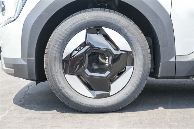 2026 Kia EV9 Light Long Range RWD Huntington Beach CA