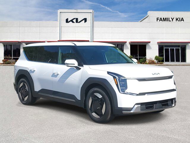 2026 Kia EV9 Light Long Range
