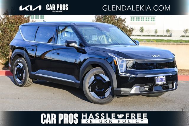 2026 Kia EV9 Light Long Range