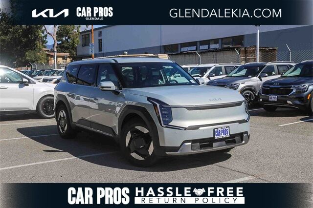 2026 Kia EV9 Light Long Range