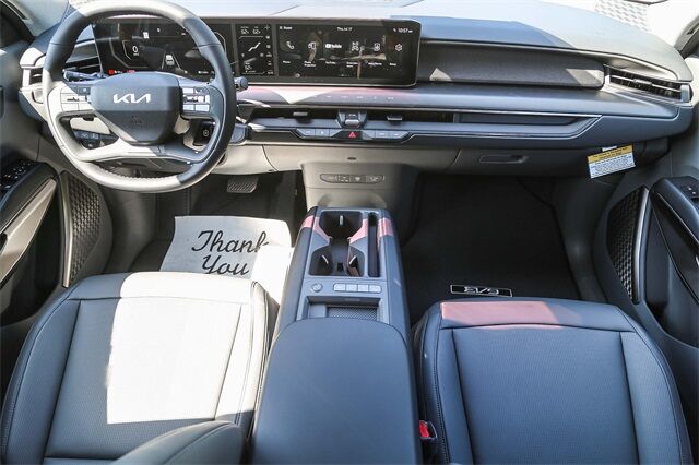 2026 Kia EV9 Light RWD photo 2
