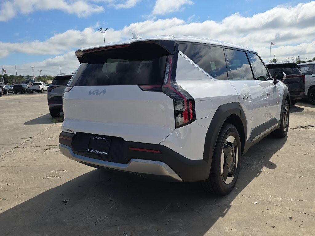 2026 Kia EV9 Light San Clemente CA
