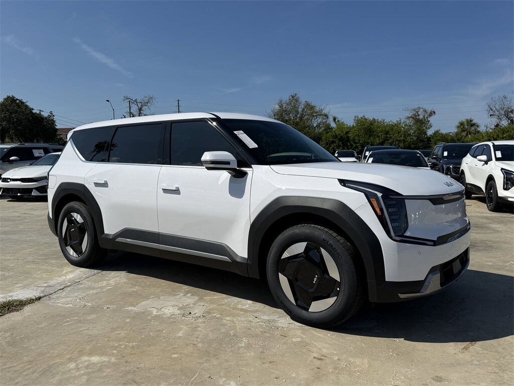 2026 Kia EV9 Light San Clemente CA