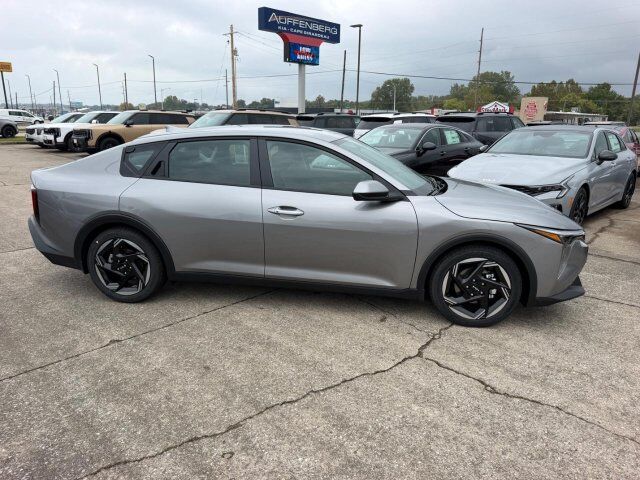 2026 Kia K4 EX