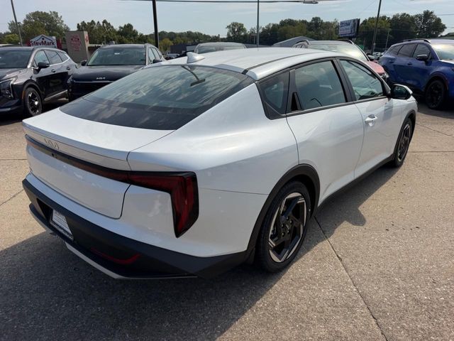 2026 Kia K4 EX
