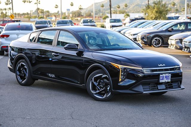 2026 Kia K4 EX
