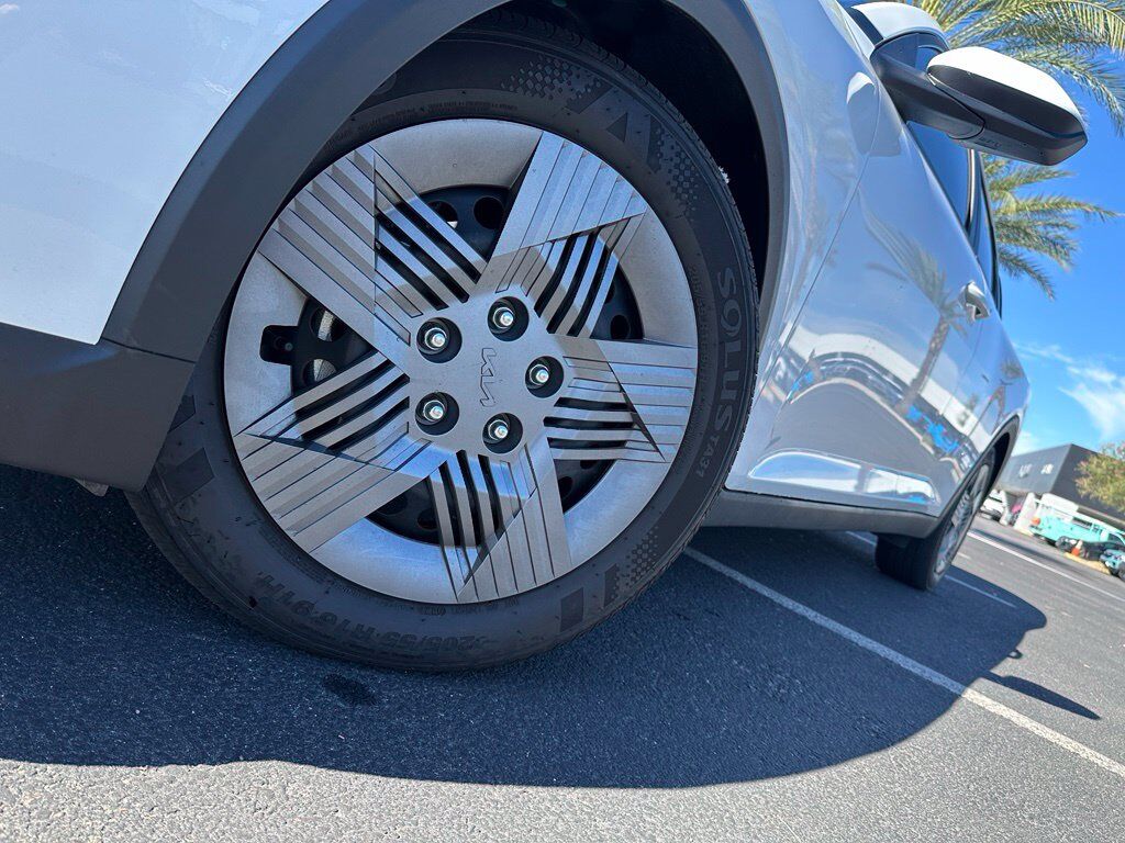 2026 Kia K4 LX