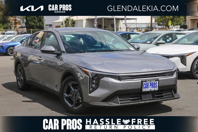 2026 Kia K4 LXS