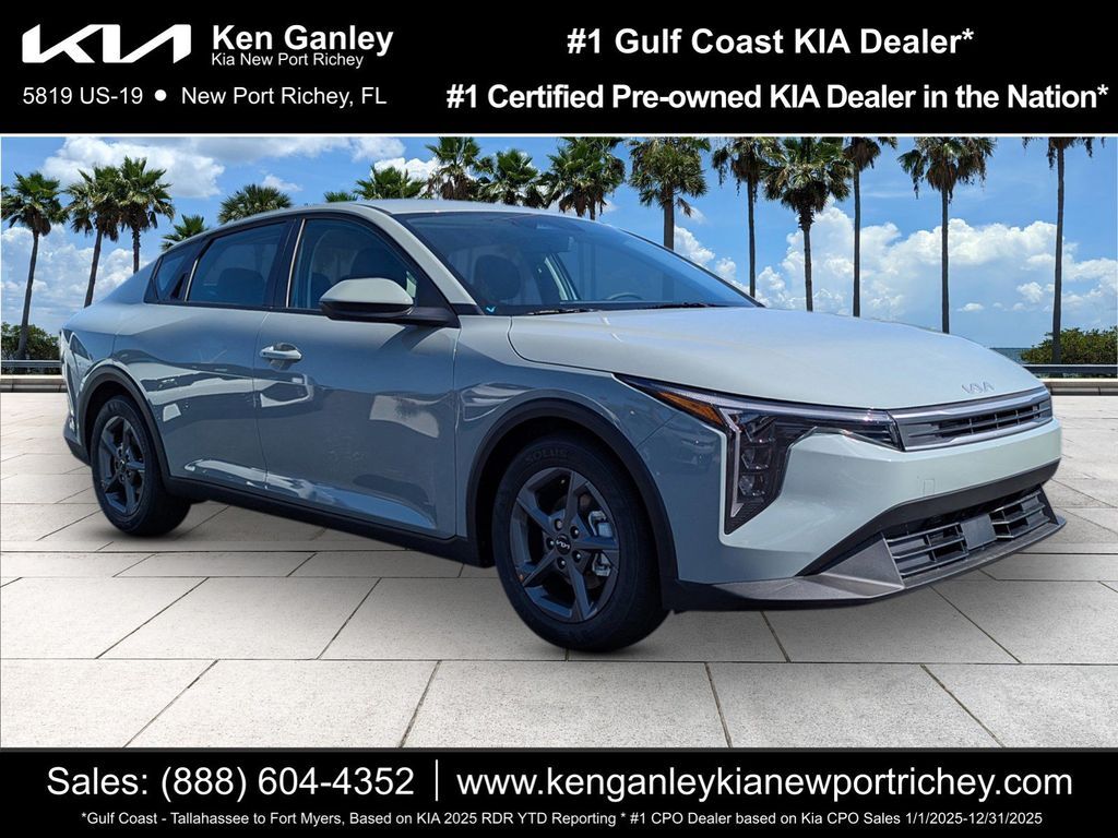 2026 Kia K4 LXS