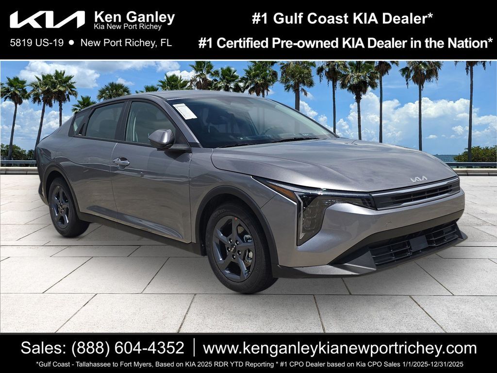 2026 Kia K4 LXS