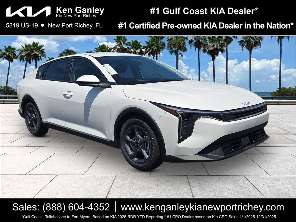 2026 Kia K4 LXS