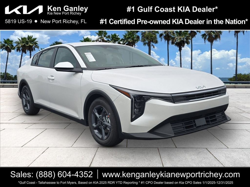 2026 Kia K4 LXS