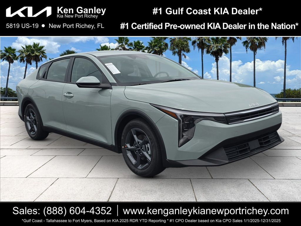 2026 Kia K4 LXS