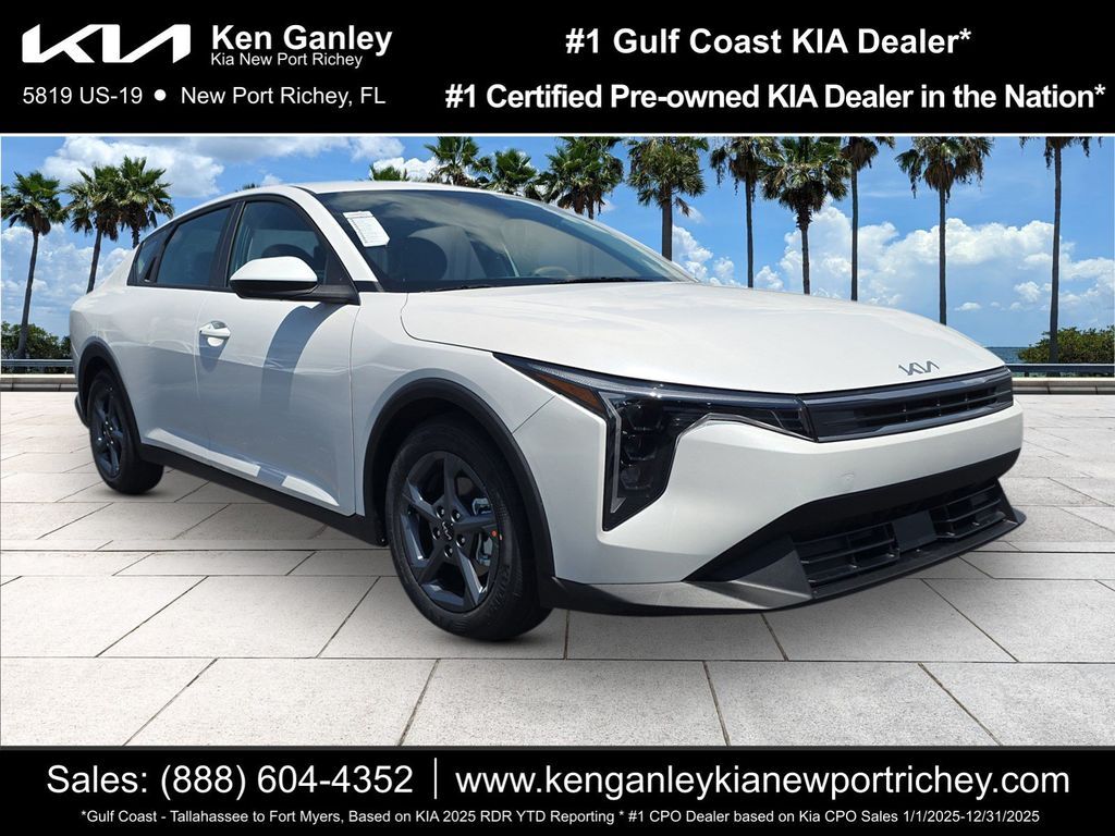 2026 Kia K4 LXS