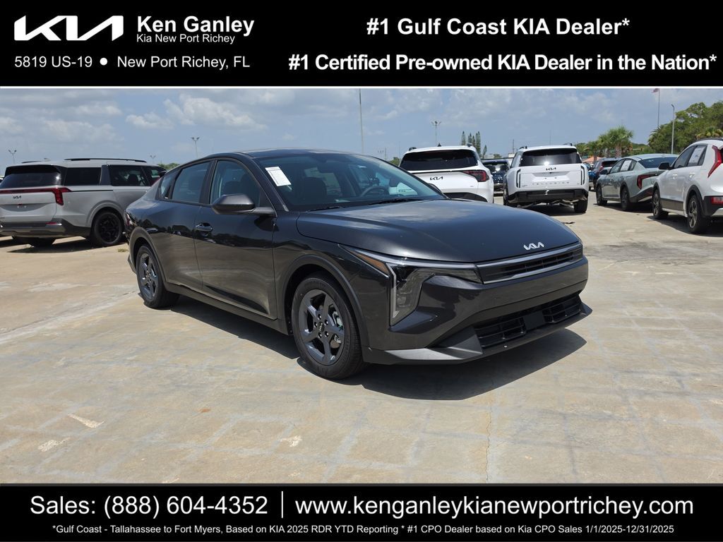 2026 Kia K4 LXS