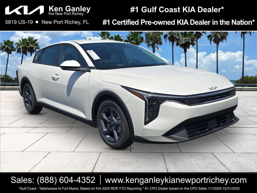 2026 Kia K4 LXS
