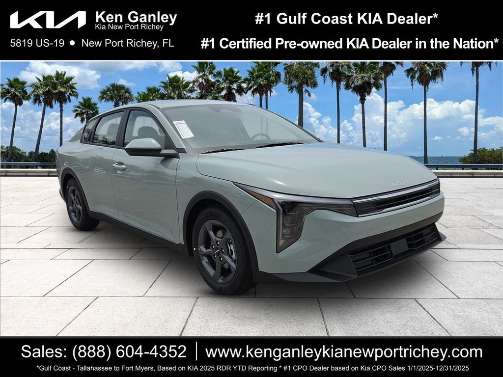2026 Kia K4 LXS