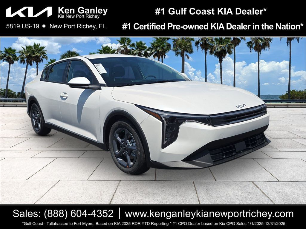 2026 Kia K4 LXS