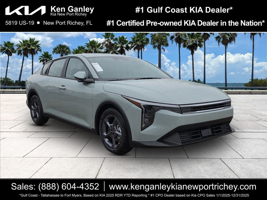 2026 Kia K4 LXS