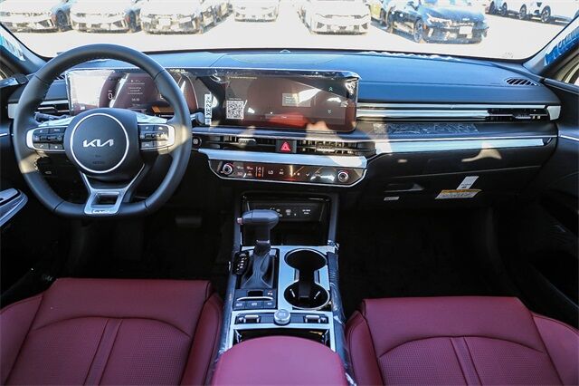 2026 Kia K5 GT-Line photo 3