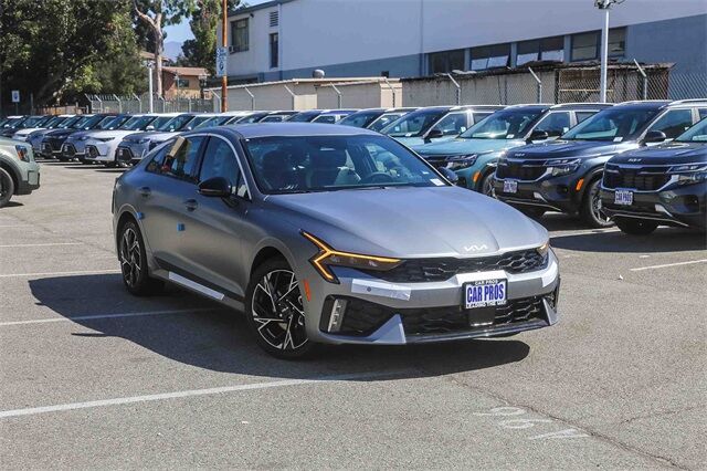 2026 Kia K5 GT-Line photo 2