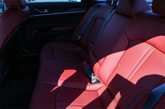 2026 Kia K5 GT-Line photo 13