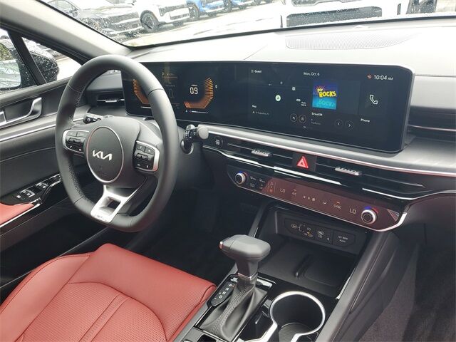 2026 Kia K5 GT-Line photo 6